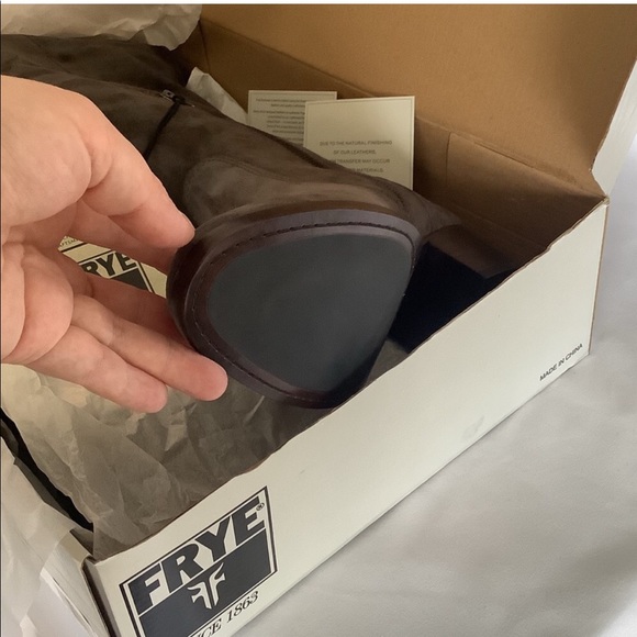 RARE NIB Frye Clara Over the Knee Suede Boots in Smoke Size 10 - Picture 5 of 7
